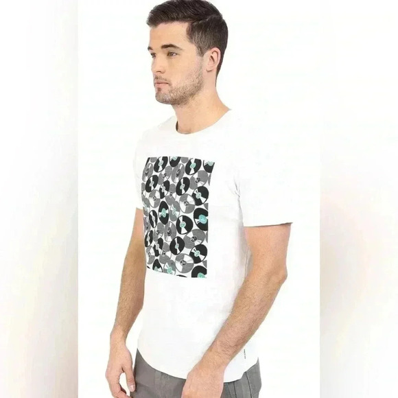 Ben Sherman Men's Records Graphic T-Shirt, White Graphic Tee, Size Small - Picture 2 of 16